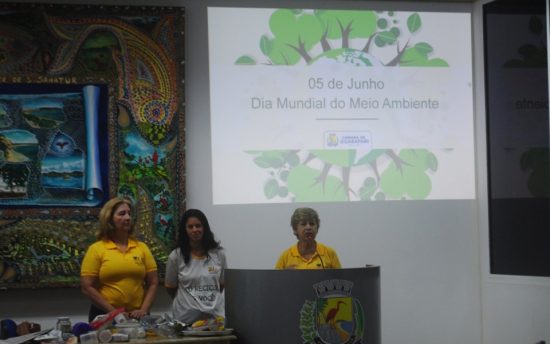 Coleta - Câmara assina parceria para coleta de materiais recicláveis na Casa de Leis em Guarapari