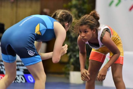 Única representante capixaba, atleta de Guarapari conquista 3º lugar no mundial de Luta Olímpica na Hungria 2 lutabronze2