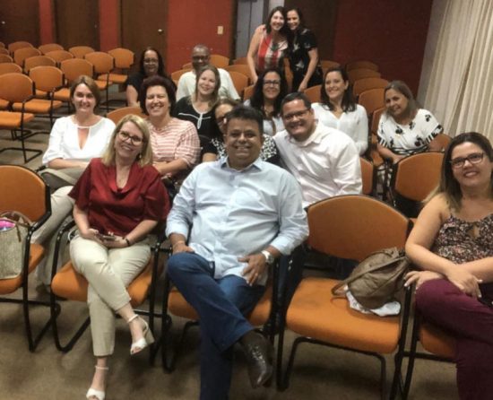 Médicos do Hifa Guarapari participam de capacitação sobre condução do parto 1 capacitação no CRMES