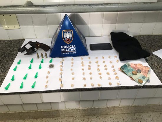 Fim de semana com apreensões de drogas em Guarapari 1 caso de polícia guarapari 2