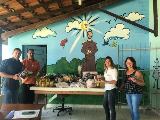 WhatsApp Image 2019 08 09 at 13.55.37 - Casa de shows arrecada alimentos para creche de Guarapari