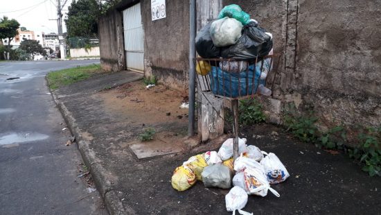 lixo São Judas1 - Sindicato patronal recorre à justiça para por fim a greve dos motoristas da coleta de lixo ligados ao Sintrovig