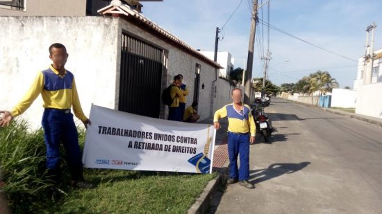 Funcionários dos Correios em Guarapari estão em greve