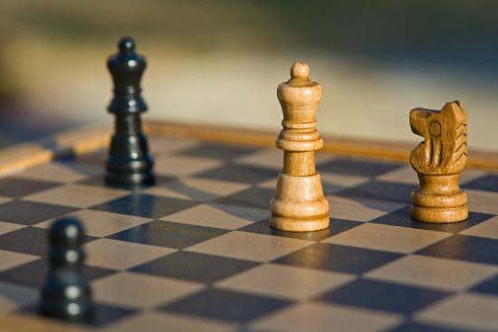 Guarapari recebe disputas de xadrez nas finais individuais dos Jogos Escolares
