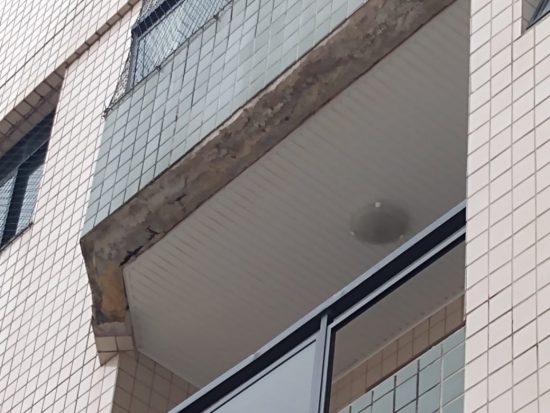 Cerca de cinco fachadas são notificadas por dia em Guarapari 2 edifício praia do morro 2