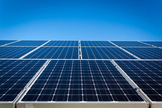 Novos prédios públicos do ES deverão captar energia solar