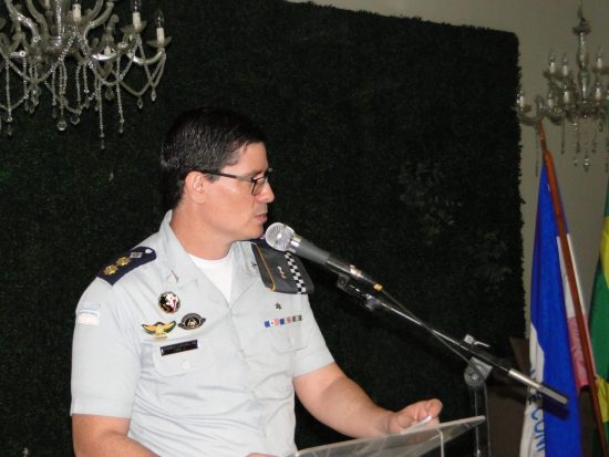 Tenente Cel Lyra - Policiais Militares recebem homenagem de destaque operacional em Guarapari