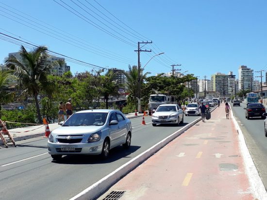Reparo da EDP na ponte de Guarapari provoca engarrafamento e reclamações 3 20191230 094139
