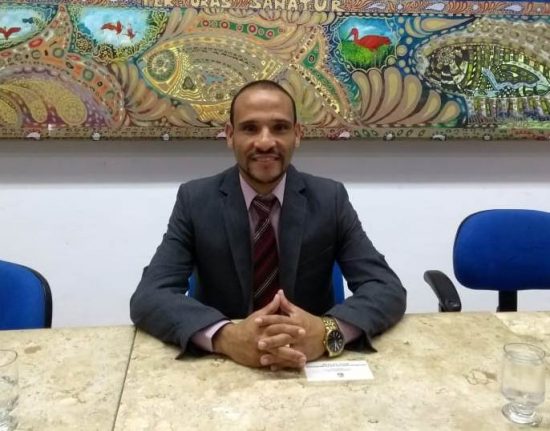 Enis Soares - Presidente da Câmara Municipal se lança como pré-candidato à prefeitura de Guarapari
