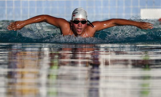 49508164637 30dc7d24cb o - Nadador de Guarapari conquista seis medalhas em etapa de circuito nacional