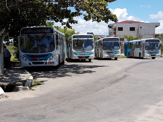 paralisação - Motoristas de ônibus fizeram paralisação nesta manhã (20) como forma de protesto em Guarapari