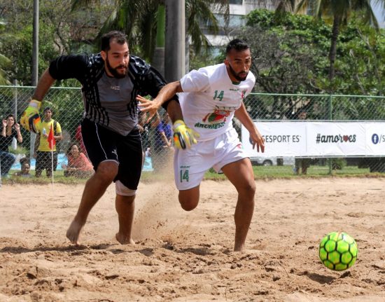 Beach Soccer - Time de Beach Soccer de Anchieta estreia com vitória em Campeonato Brasileiro