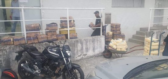 policiaqueijo - Homem é preso em Guarapari com carga de 700 kg de queijo roubada em MG