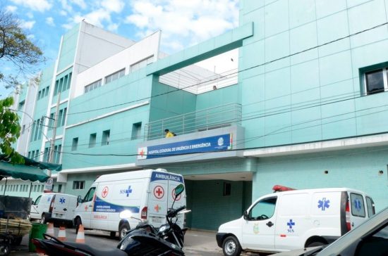 Fachada 002 - Hospital Estadual de Urgência e Emergência de Vitória abre vagas