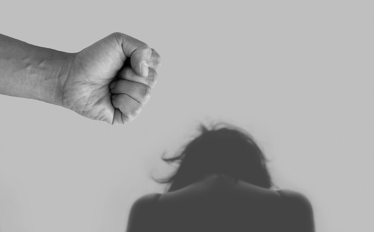 Vítimas de Violência Doméstica e o Direito à Indenização por Danos Sofridos