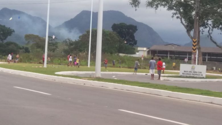 Morador de Guarapari denuncia campeonato irregular de pipas no bairro Aeroporto