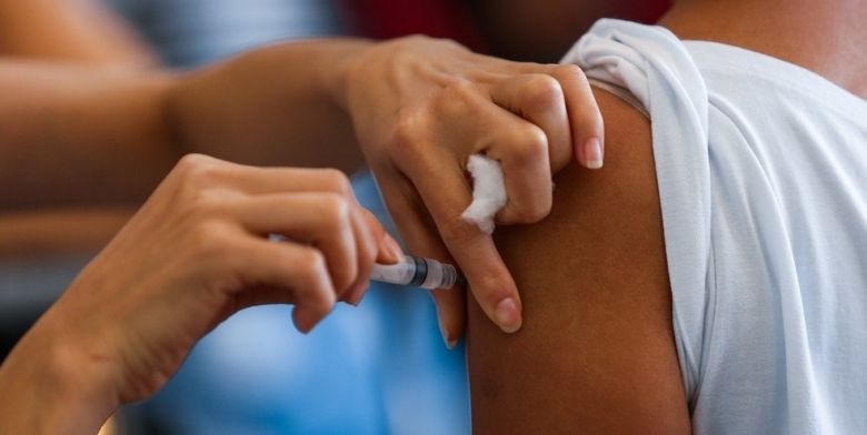 Guarapari realiza vacinação contra gripe para grupo prioritário da terceira fase