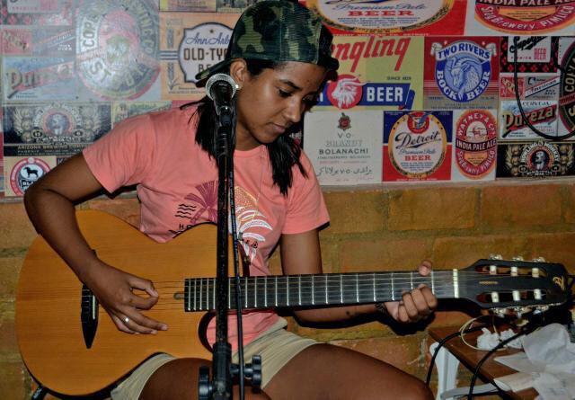 Guarapari: cantora de Meaípe prepara live musical para o domingo
