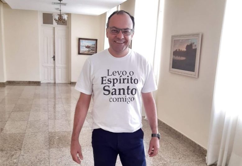 Gedson Merízio realiza bate-papo virtual com mulheres de Guarapari