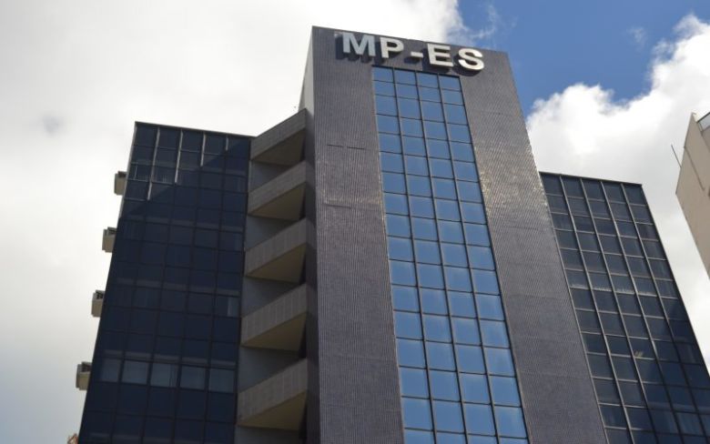 mpes 800x500 1 - MPES notifica prefeito de Guarapari por decreto que vai de encontro às medidas estaduais