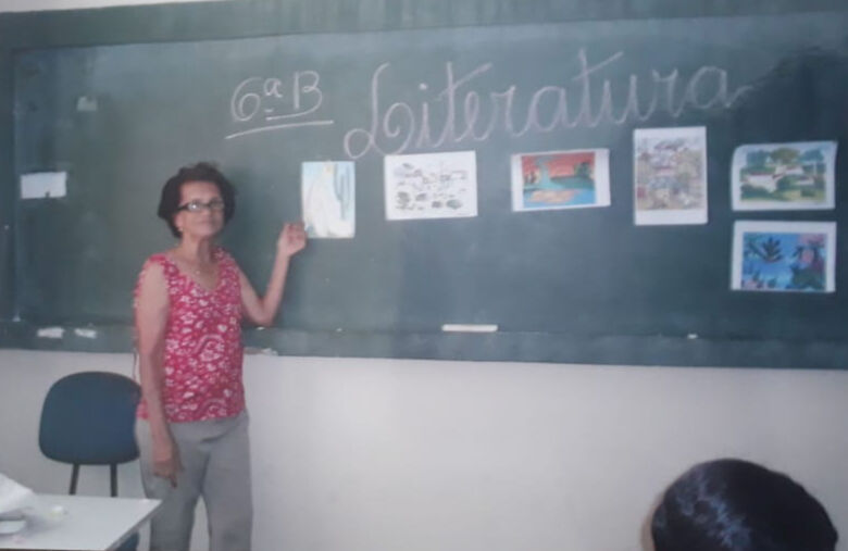 Professora que lecionou por mais de meio século celebra 84 anos, em Guarapari