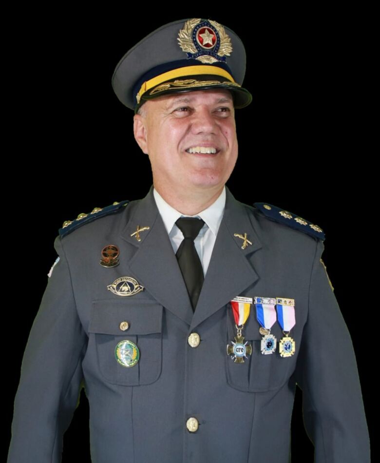 Coronel Ferrari - Conheça as propostas dos candidatos à prefeitura de Guarapari: Coronel Ferrari