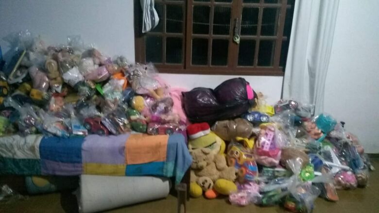 Projeto reforma brinquedos para serem doados no Natal em Guarapari