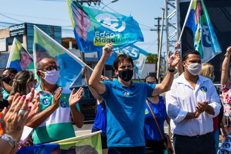 Em busca da reeleição, Edson Magalhães lança campanha em Guarapari