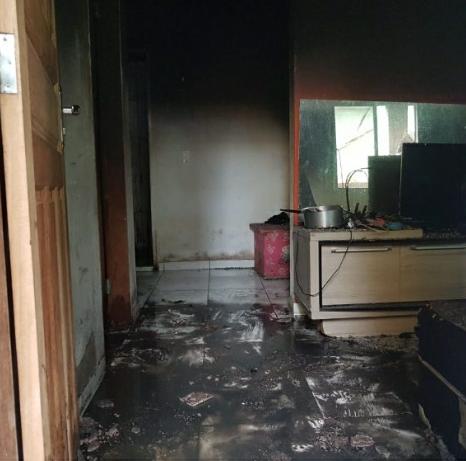 incendio1 - Família de Guarapari perde tudo em incêndio e pede doações para recomeçar