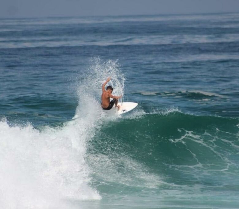 Tricampeão carioca de surfe vem a Guarapari competir