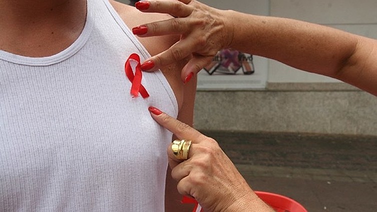 Dezembro Vermelho: mês de conscientização e prevenção ao HIV/Aids