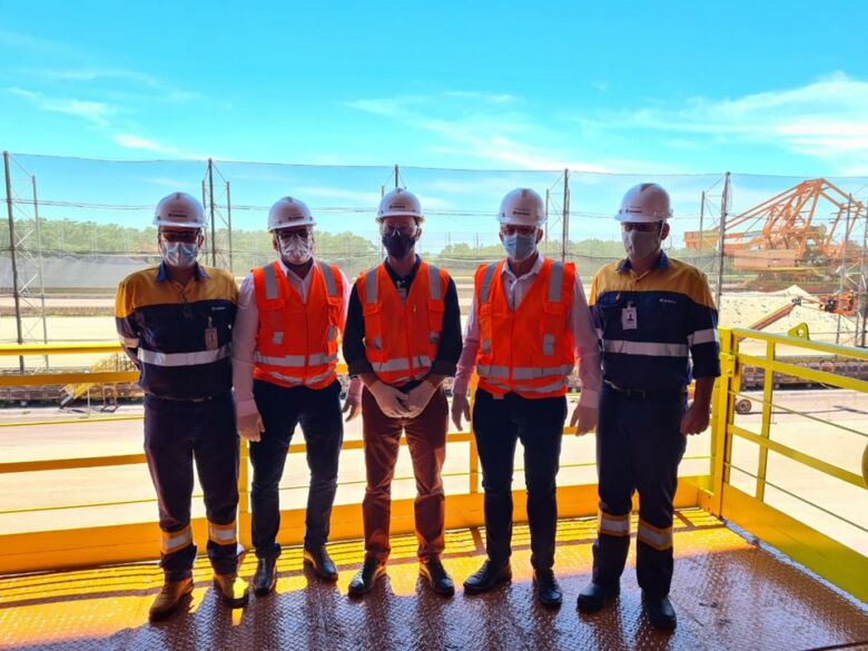 Casagrande visita instalações da Samarco, em Anchieta