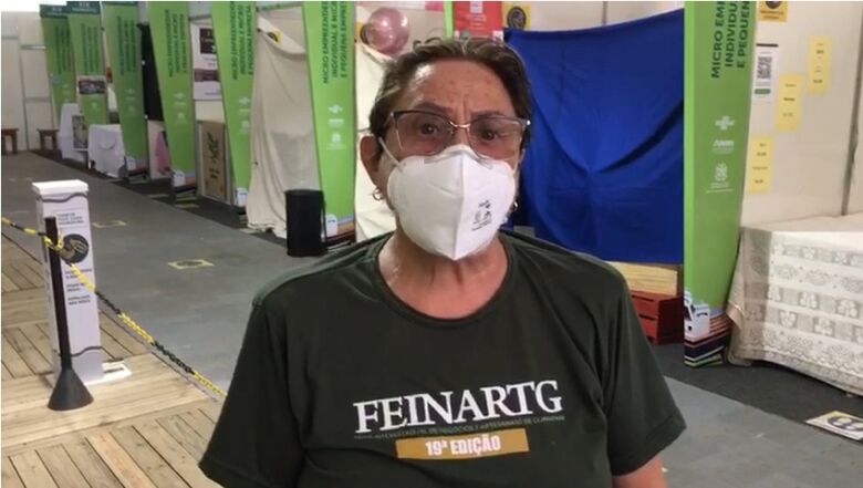 Graca Feinartg1 - Feinartg é interditada pela prefeitura de Guarapari; artesãos protestam e pedem para trabalhar