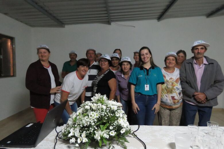 Voluntários do Sicoob Sul-Litorâneo multiplicam conhecimento