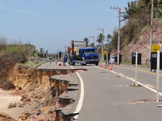 Guarapari: destruído pelo mar em 2019, trecho da Rodovia do Sol ainda não passou por obras