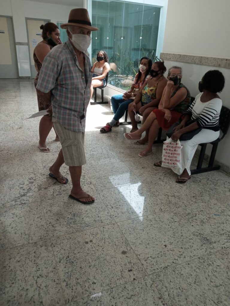 Moradora do Kubitschek reclama da falta de médico na Unidade de Saúde do bairro em Guarapari