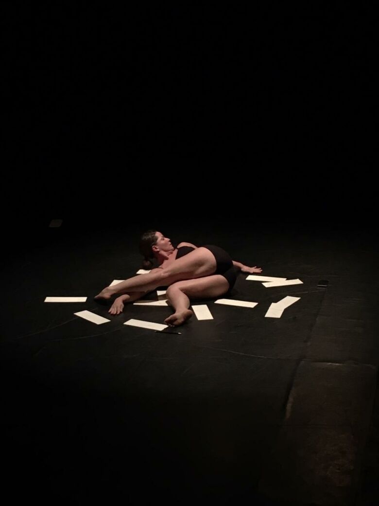 Bailarina de Anchieta realiza apresentação de projeto de Pesquisa em Dança