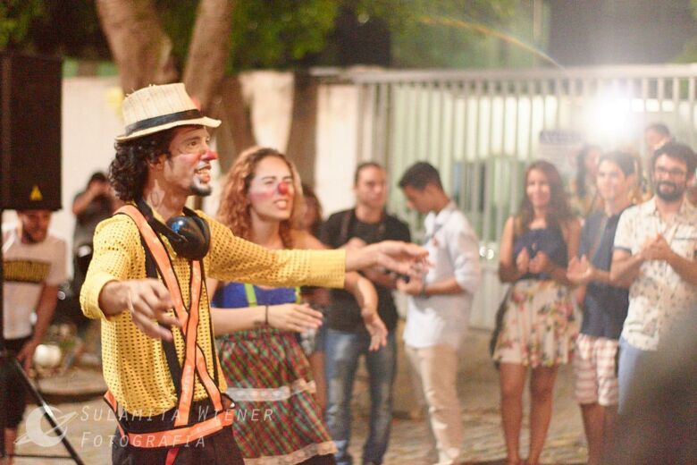 Sinestesia: coletivo cultural promove oficinas artísticas gratuitas em Guarapari