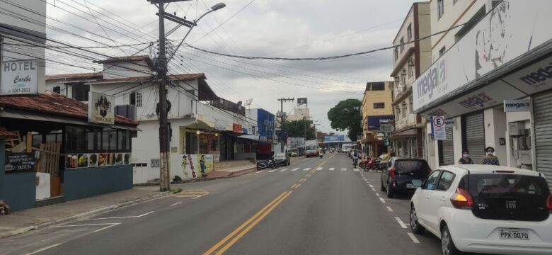 “Risco Extremo”: comércios de rua, restaurantes e lotéricas reabrem em Guarapari