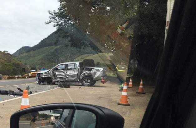 Grave acidente deixa uma pessoa morta e três feridas em Guarapari
