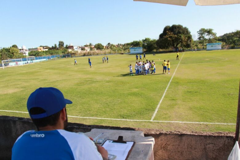 Partida de futebol beneficente vai arrecadar alimentos para famílias carentes de Guarapari