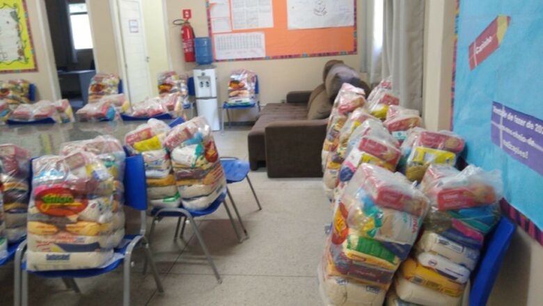 Alunos necessitados das escolas estaduais do ES receberão cestas básicas