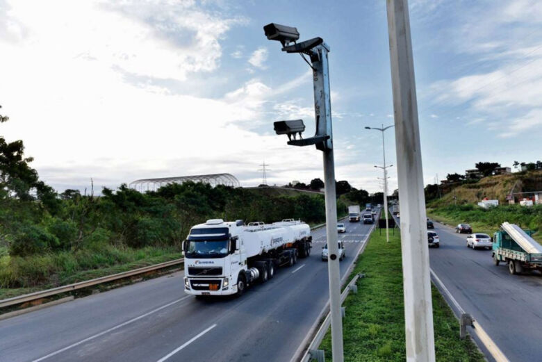 Assembléia aprova lei que proíbe radares ocultos em estradas do ES