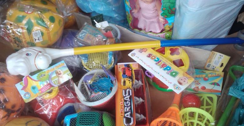 Advogada arrecada brinquedos para presentear crianças carentes de Guarapari
