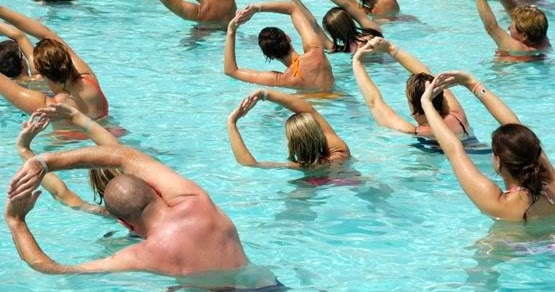 Prefeitura retorna com projeto de aulas gratuitas de hidroginástica em Guarapari