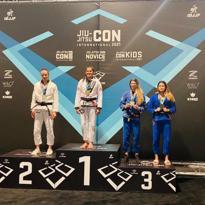 Atleta de Guarapari conquista ouro e prata em torneios internacionais