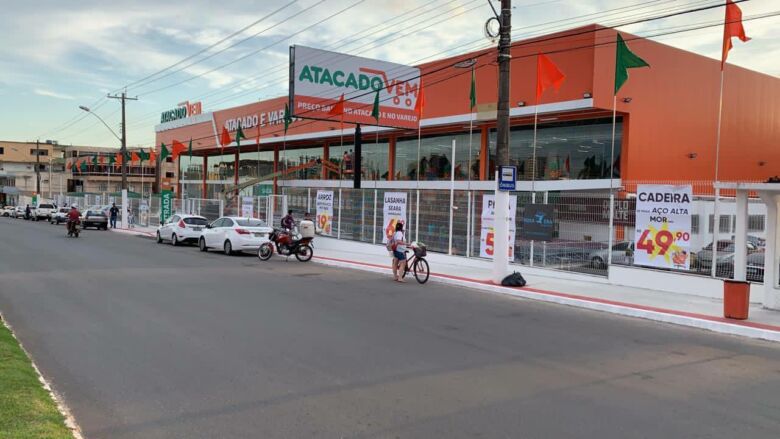 atacado vem guarapari 1 - Grupo Coutinho anuncia 180 vagas de emprego nas lojas de Guarapari