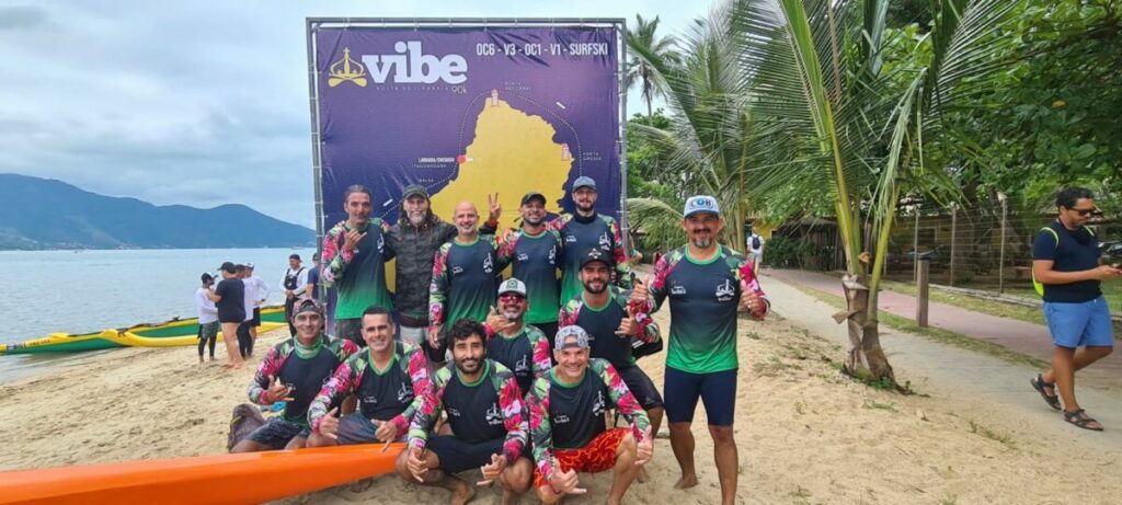 Atletas de Guarapari ganham 1° lugar no maior desafio de Canoa Havaiana do Brasil
