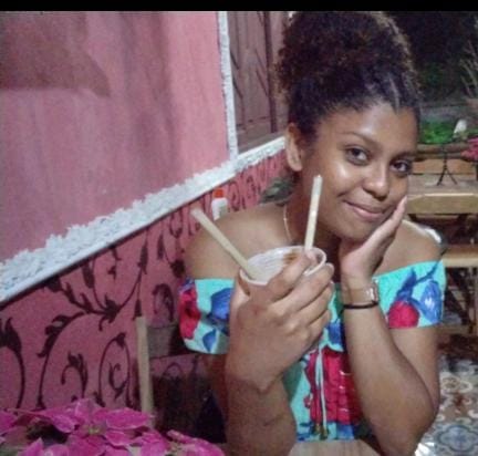 Família busca por notícias de adolescente desaparecida em Guarapari