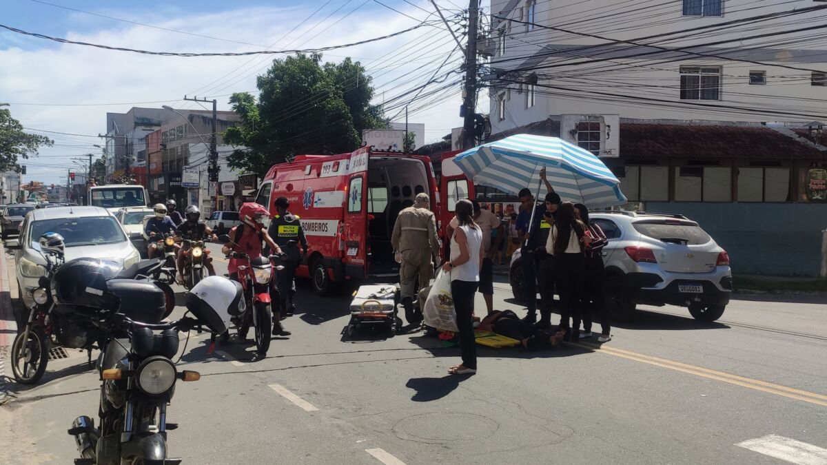 Guarapari: Acidente em Muquiçaba deixa mulher ferida e trânsito lento
